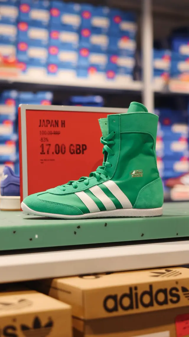 @adidasuk are in sale and the savings are better than ever, with up to 30% off OUTLET PRICE. That means a discount on a discount, and what’s better than double the savings?

Think football shirts to kids shoes, workout leggings to F1 merchandise.. and don’t miss out on the Oasis range as there are only a few more weeks left to get your hands on it! 

🚨 Don’t hang about - the sale ends on the 23.09.26 🚨

🏷️
Sale Shopping | outlet sale | Sportswear | adidas sale | Tewkesbury | Gloucestershire | Family days out | Cotswolds Designer Outlet