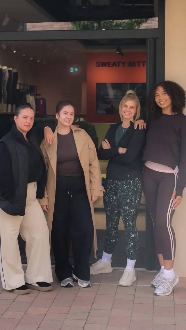 Confused by the weather right now? ☔️☀️🌥️

@sweatybetty shows us four outfits to help us navigate this ever changing September weather, now we just need to decide which is our favourite… 

🏷️
Sweaty Betty outlet | discount shopping | athleisure outfit | workout fashion | casual style | Tewkesbury | outlet shopping