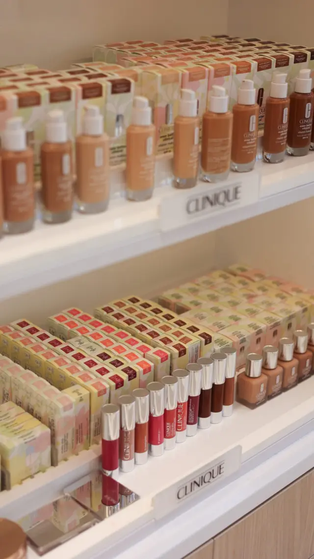 Back by popular demand… Makeup Mania from The Cosmetics Company Store starts tomorrow! ✨

💄 Buy 3 for £45
💋 Buy 6 for £75
🤩 Buy 10 for £100

From foundation to lipsticks, primer to brushes and all your favourite makeup in between, this is an offer not to be missed and with incredible stock levels and colour ranges, now is a great time to stock up - or perhaps even get started on your Christmas shopping a little earlier this year? 

T&Cs and exclusions apply, see in store for details. 

🏷️
Beauty bargains | makeup must-haves | Cosmetics | skincare and prep | Outlet shopping | Gift ideas | viral makeup | Tewkesbury | Cotswolds Designer Outlet